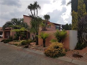 4 Bed Cluster in Bedfordview