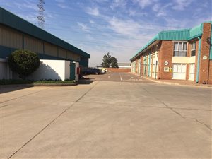 1076 m² Industrial space in Wychwood