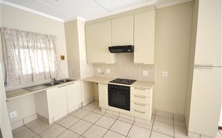 2 Bedroom Apartment in Fourways