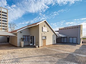 Commercial space in Kensington B