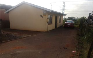 2 Bedroom House in Southgate