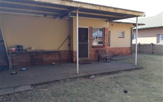2 Bedroom House in Rothdene