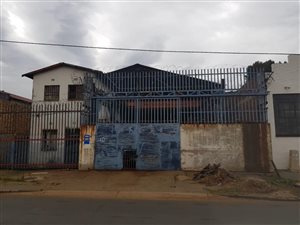 400 m² Industrial space in Booysens Reserve