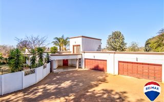 8566 m² Farm in Brentwood Park