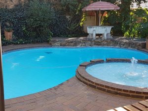 3 Bed House in Sunward Park