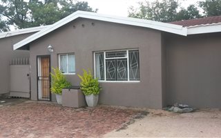 1 Bedroom Flat in Wilkoppies