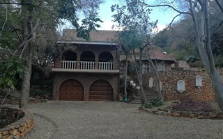 3 Bedroom House in Kameeldrift