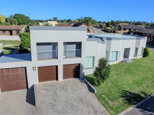 3 Bed House in Beverley Grove