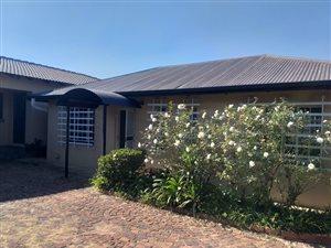 68 m² Commercial space in Kensington