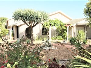 4 Bed House in Groenvlei