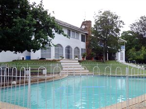 4 Bed House in Waterkloof Ridge