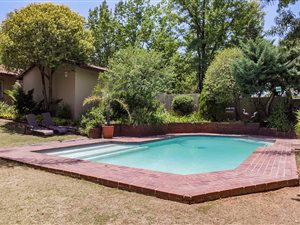 3 Bedroom Townhouse in Bryanston