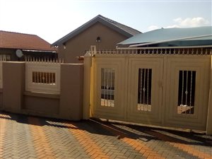 3 Bed House in Mabopane