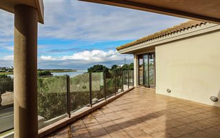 3 Bedroom Townhouse in Stilbaai