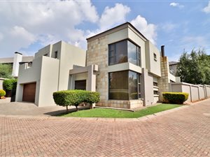 4 Bed House in Lynnwood