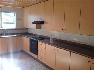 3 Bed Apartment in Freeway Park