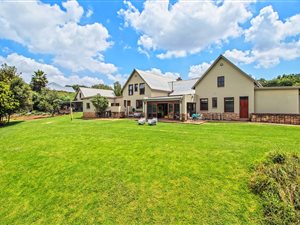1 ha Farm in Mooikloof Equestrian Estate