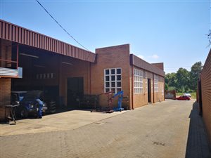 370 m² Industrial space in Hermanstad
