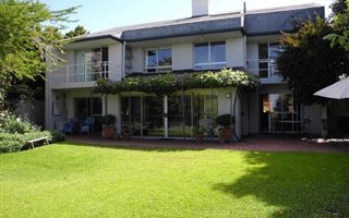 3.5 Bedroom House in Zeekoevlei