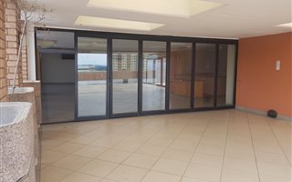 2586 m² Commercial space in Hatfield