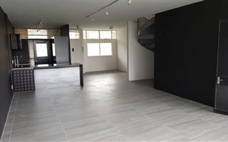 2 Bedroom House in Benmore Gardens