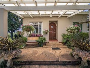 4 Bed House in Underberg