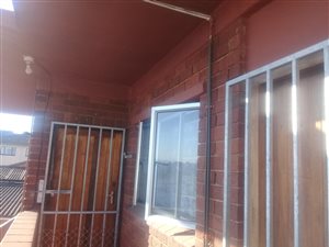 2 Bed Apartment in Red Hill