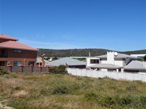 648 m² Land available in Diaz Beach