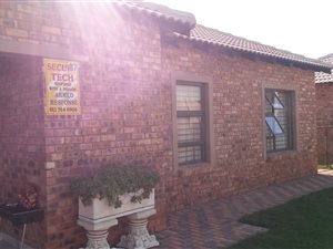 3 Bed House in Denneoord