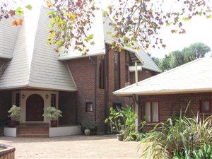 6 Bed House in Randjesfontein