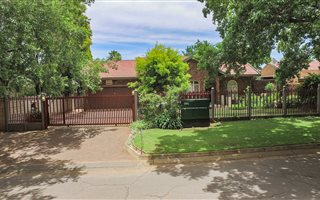 4 Bedroom House in Vanderbijlpark SE
