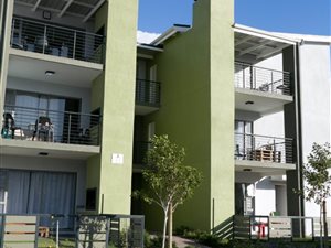 2 Bed Apartment in Burgundy Estate