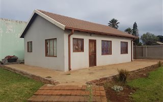 3 Bedroom House in Villa Liza