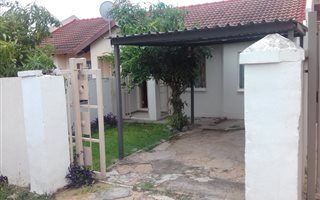 2 Bedroom Flat in Kamagugu