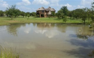 5 Bedroom House in Kameelfontein and surrounds