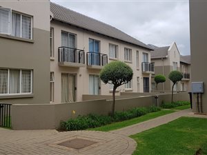 2 Bedroom Townhouse in Klippoortje