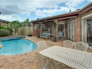 4 Bed House in Vergesig