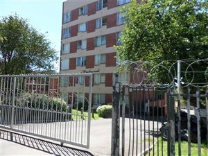 2 Bed Apartment in Pinetown Central