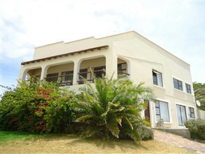 5 Bed House in Santareme