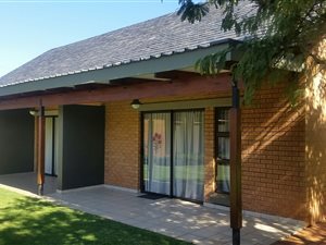 1 Bed Apartment in Retire at Midstream