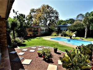 3 Bedroom House in Dormehlsdrift