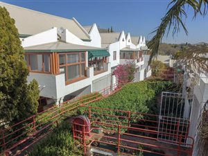 2 Bed Apartment in Linden