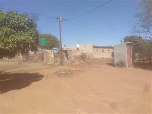 506 m² Land available in Lethlabile