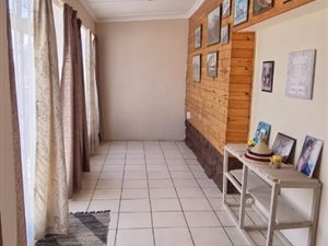 4 Bed House in Cradock