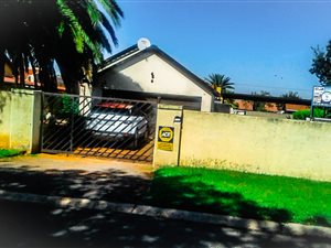 3 Bed House in Roodekop