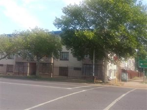 2 Bed Flat in Pretoria West