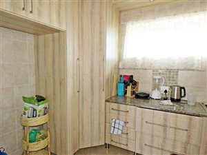 2 Bed Flat in Vanderbijlpark Central