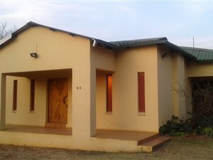 4 Bed House in Kwaggasrand