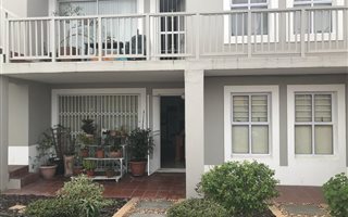 2 Bedroom House in West Beach