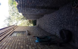 2 Bedroom House in Monument Park